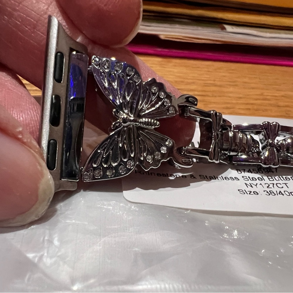 Butterfly Apple Smart Watch Band - Picture 2 of 4